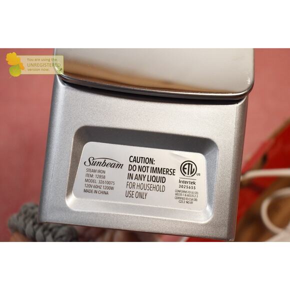 Sunbeam 1200W Compact Steam Iron with Shot of Steam Feature - Picture 3 of 8